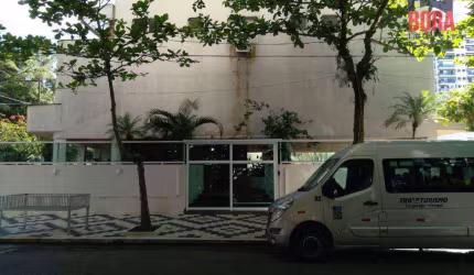 Apartamento com 2 dormitórios à venda, 105 m² por R$ 560.000,00 - Centro - Guarujá/SP