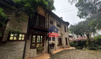 Casa com 3 dormitórios à venda, 400 m² por R$ 2.200.000,00 - Condomínio Parque Imperial - Mairiporã/SP