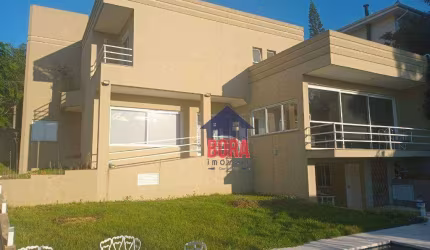 Casa com 3 dormitórios à venda, 420 m² por R$ 2.400.000 - Condomínio Arco Iris - Atibaia/SP