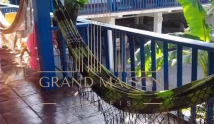 Casa à venda em condomínio Portinho