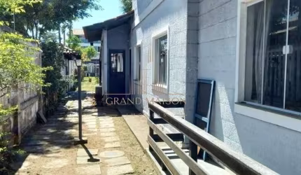 Casa a venda com 2 quartos em Cabo Frio
