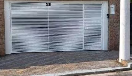 Sobrado com 3 dormitórios à venda, 274 m² por R$ 650.000,00 - Jardim Las Vegas - Santo André/SP