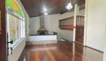 Casa com 6 dormitórios à venda, 327 m² por R$ 1.800.000,00 - Dos Casa - São Bernardo do Campo/SP