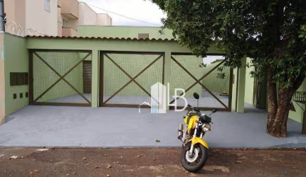 Casa com 6 dormitórios à venda, 162 m² por R$ 450.000,00 - Maravilha - Uberlândia/MG