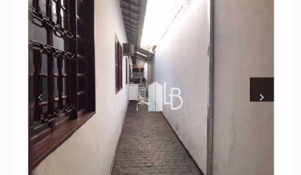 Casa com 5 quartos à venda, 466 m² por R$ 750.000 - Presidente Roosevelt - Uberlândia/MG