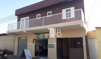 Sobrado com 6 dormitórios à venda, 277 m² por R$ 500.000,00 - Jardim Brasília - Uberlândia/MG