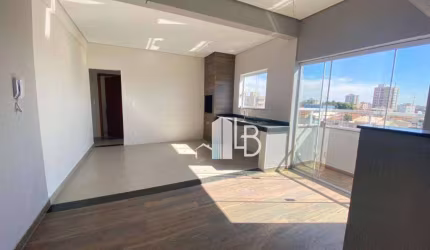Cobertura com 3 dormitórios à venda, 100 m² por R$ 550.000,00 - Santa Mônica - Uberlândia/MG