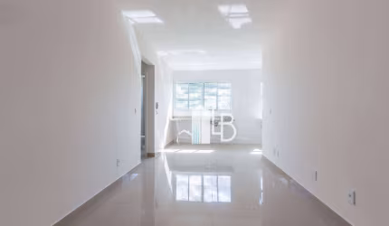Apartamento com 2 dormitórios à venda, 55 m² por R$ 294.000,00 - Pampulha - Uberlândia/MG