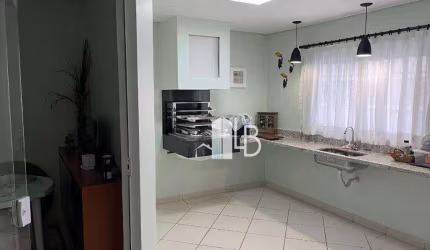 Cobertura com 3 dormitórios à venda, 214 m² por R$ 750.000,00 - Jardim Finotti - Uberlândia/MG
