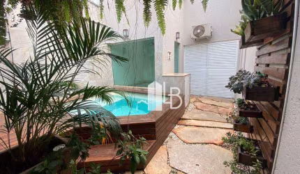 Casa com 3 dormitórios à venda, 230 m² por R$ 1.000.000,00 - Bosque dos Buritis - Uberlândia/MG