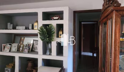 Casa com 4 quartos à venda, 300 m² por R$ 900.000 - Tabajaras - Uberlândia/MG