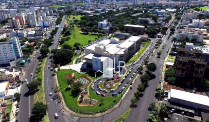 Terreno à venda, 360 m² por R$ 420.000,00 - Santa Mônica - Uberlândia/MG
