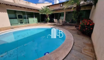 Casa com 4 dormitórios à venda, 253 m² por R$ 1.700.000,00 - Jardim Colina - Uberlândia/MG