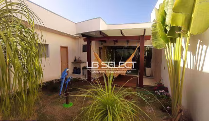 Casa com 3 dormitórios à venda, 150 m² por R$ 787.500,00 - Minas Gerais - Uberlândia/MG