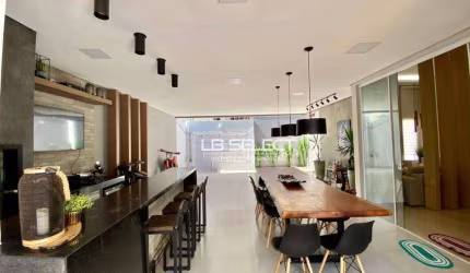 Casa com 3 dormitórios à venda, 200 m² por R$ 1.160.000,00 - Vida Nova - Uberlândia/MG