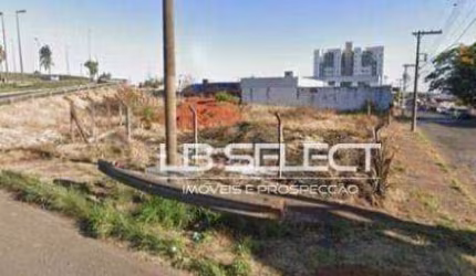 Terreno no bairro Marta Helena com 2.651 metros quadrados.