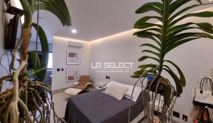 Apartamento alto padrão no bairro Martins com três suítes, sendo a máste com closet e banheiro com sauna a vapor.