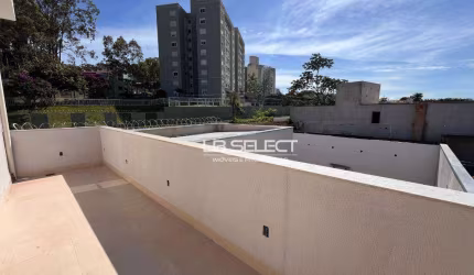 Casa no bairro Vigilato Pereira com três suítes e área gourmet completa.