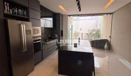 Casa com 3 quartos à venda, 187 m² por R$ 1.160.000 - Bosque dos Buritis - Uberlândia/MG