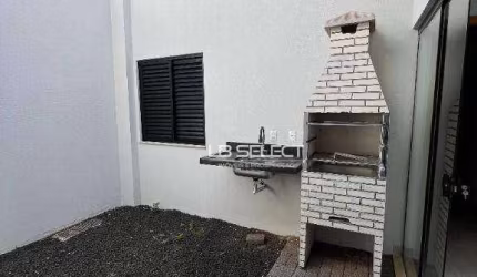 Casa no bairro Jardim Botânico com três quartos e varanda gourmet.