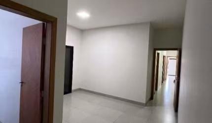 Casa no bairro Jardim Sul com três quartos, suíte e área gourmet.
