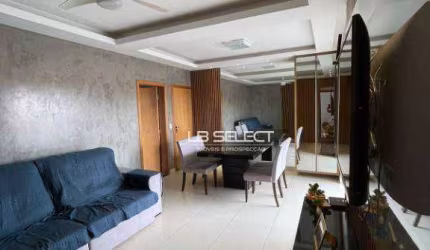 Apartamento no bairro Roosevelt com três quartos, sendo uma suíte e duas vagas de garagem.