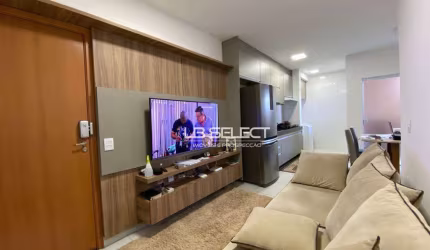 Apartamento no bairro Gávea com dois quartos e uma suíte.