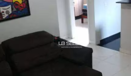 Apartamento no bairro Gávea com dois quartos e um a banheiro.