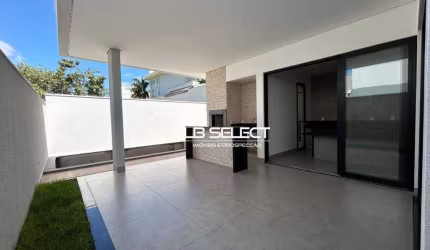 Casa no Condomínio Splendido com três suítes e varanda gourmet.