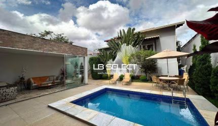 Casa com 3 suítes à venda, 345 m² por R$ 1.500.000 - Saraiva - Uberlândia/MG