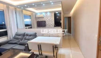 Apartamento no bairro Laranjeiras com dois quartos, banheiro social e uma vaga de garagem