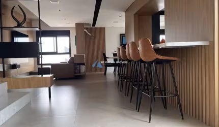 Cobertura de luxo à venda ou locação no Itaim Bibi, São Paulo-SP: 3 quartos, 3 suítes, 2 salas, 6 banheiros, 3 vagas, 215m².
