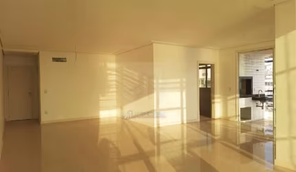 Apartamento com 4 quartos à venda no Centro, Florianópolis , 212 m2 por R$ 8.350.000