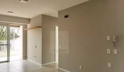 Apartamento com 2 quartos à venda no Coqueiros, Florianópolis , 116 m2 por R$ 850.000
