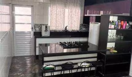 Sobrado com 3 dormitórios à venda, 130 m² por R$ 638.000,00 - Sapopemba - São Paulo/SP