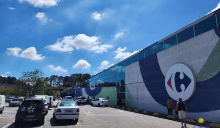 Ponto Praça de Alimentação Carrefour