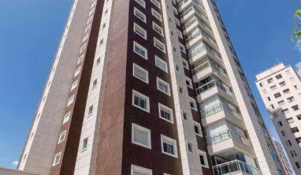 Apto Duplex Rico em Armários
