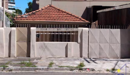 Casa Térrea com 3 Vagas na Vila Regente Feijó