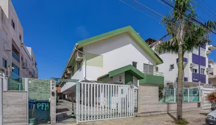 Pousada para Venda em Florianópolis, Ingleses do Rio Vermelho, 17 dormitórios, 9 banheiros, 9 vagas
