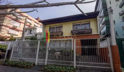 Casa com 3 quartos à venda na Rua Passo da Pátria, 374, Bela Vista, Porto Alegre por R$ 1.720.000