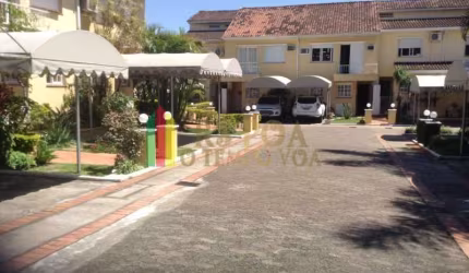 Casa em condomínio fechado com 3 quartos à venda na Rua Doutor Barcelos, 2317, Tristeza, Porto Alegre por R$ 693.000