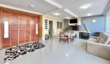 Casa com 2 quartos à venda na Rua Amadeu Amaral, 117, Harmonia, Canoas por R$ 297.000