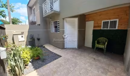 Casa com 3 quartos à venda na Rua Major Victor Feijó, Cidade Industrial, Curitiba por R$ 320.000