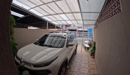 Casa com 2 quartos à venda na Rua Aldo Adolpho Pietrobelli, Tatuquara, Curitiba, 60 m2 por R$ 210.000