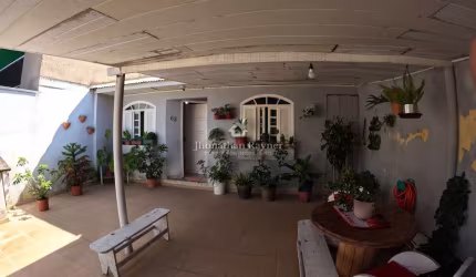 Casa com 2 quartos à venda na Rua Jornalista Rômulo da Costa Faria, Pinheirinho, Curitiba, 80 m2 por R$ 270.000