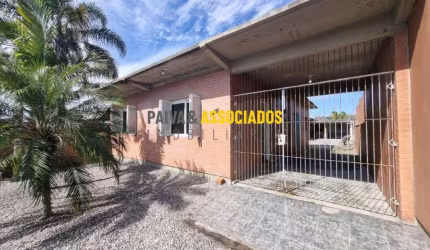 Casa com 4 quartos à venda na Um, 95, Três Vendas, Pelotas por R$ 385.000