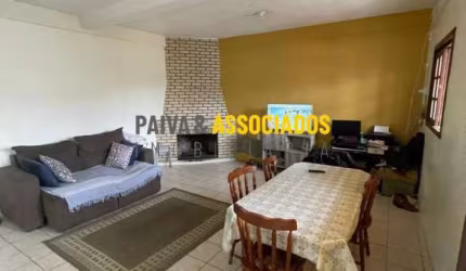 Casa com 3 quartos à venda na Doutor Francisco Ferreira Veloso, 1579, Três Vendas, Pelotas por R$ 382.000