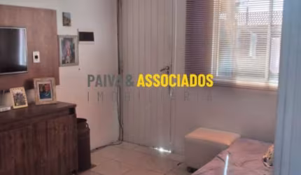Casa com 2 quartos à venda na Um, 735, Três Vendas, Pelotas por R$ 175.000