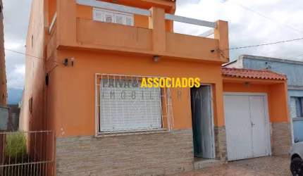 Casa com 3 quartos à venda na Joaquim Caetano, 1120, Centro, Jaguarão por R$ 450.000