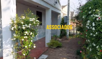 Casa com 2 quartos à venda na Edmundo da Fontoura Gastal, 3488, Três Vendas, Pelotas por R$ 140.000